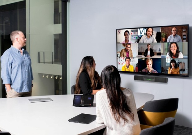 Transforming the Modern Workplace in Ghana & West Africa with Microsoft Teams & AI